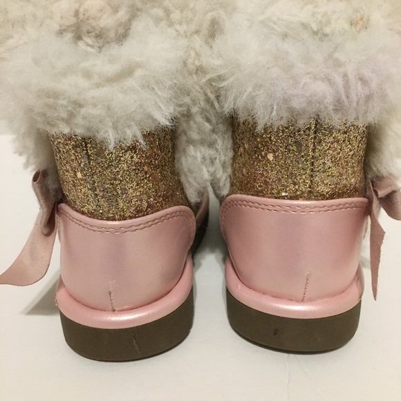 Juicy Couture
Windsor Glitter Faux Fur Boot  6 - Picture 4 of 7